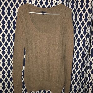 Gap sweater